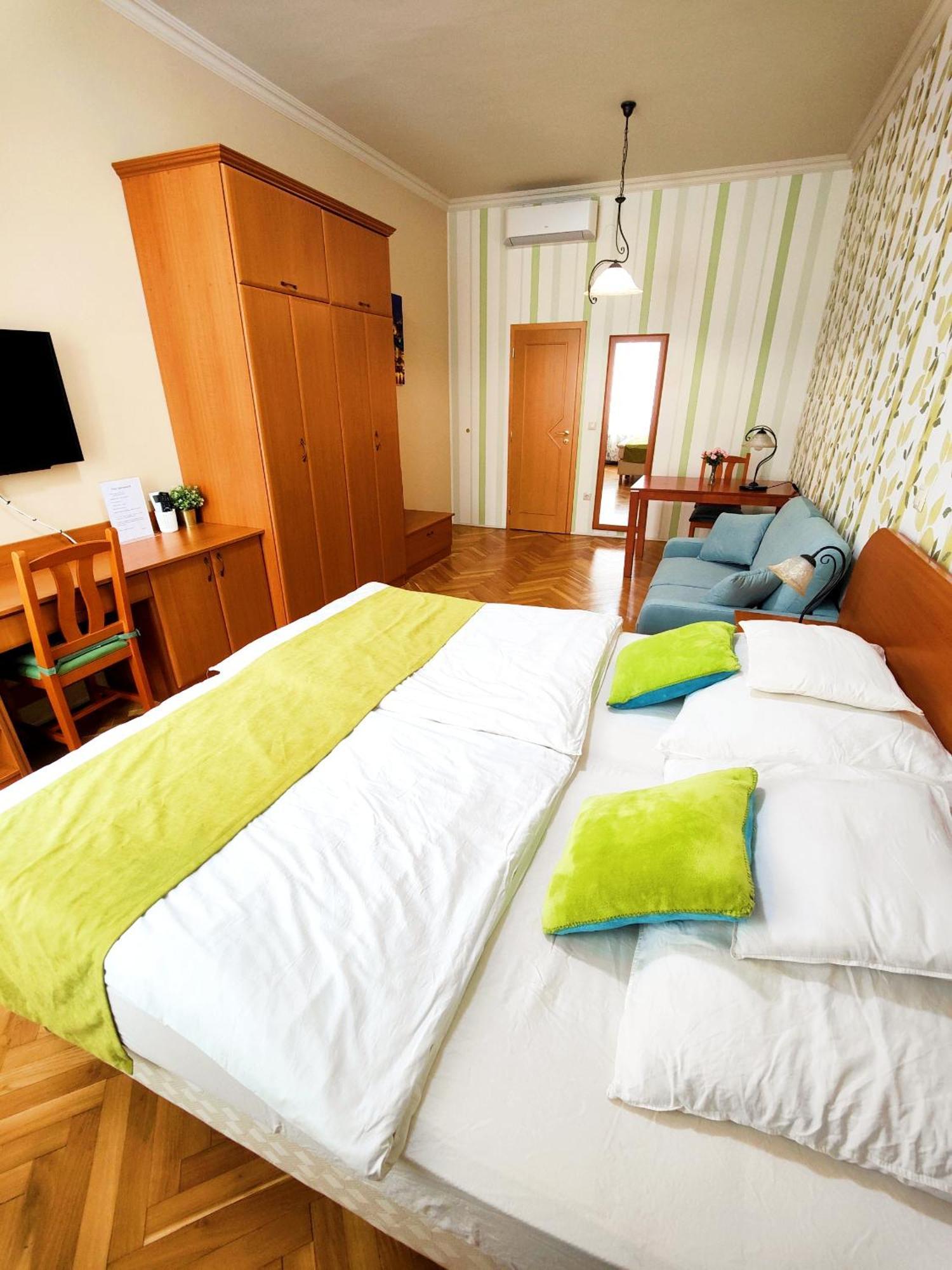 King Apartment Budapest Eksteriør bilde